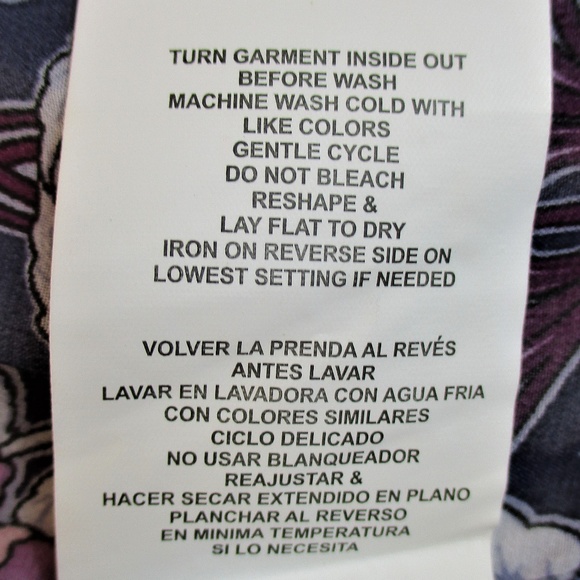 SKYLAR & JADE womens Small LACE UP FRONT top (P)E2 - Picture 8 of 8